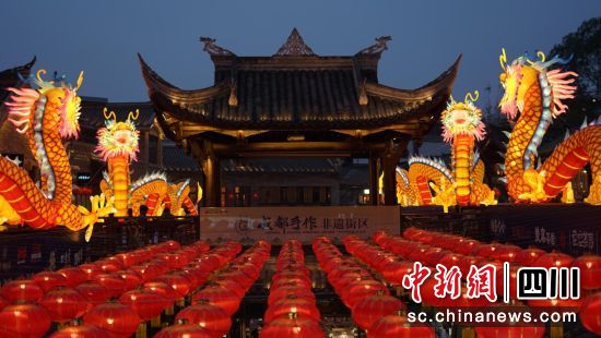 东门市井灯会现场。(东门市井 供图) 东门市井灯会现场。(东门市井 供图)