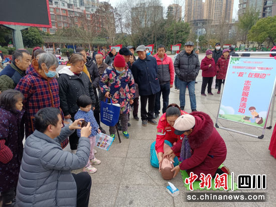 现场互动、教学。赵天久 摄 现场互动、教学。赵天久 摄