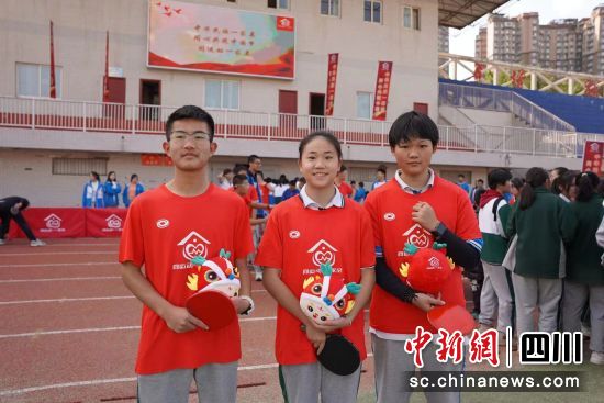 活动现场。(刘峰摄) 活动现场。(刘峰摄)
