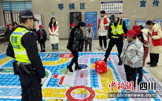 游戏互动现场。 游戏互动现场。
