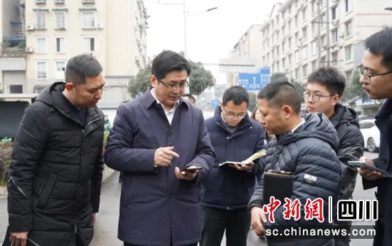 督导检查现场。雨城融媒 供图 督导检查现场。雨城融媒 供图