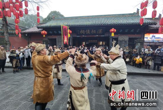 表演现场。张晓东 摄 表演现场。张晓东 摄