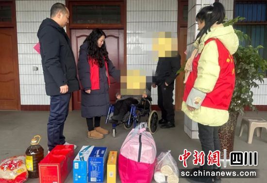 慰问现场。蒲江妇联 供图 慰问现场。蒲江妇联 供图