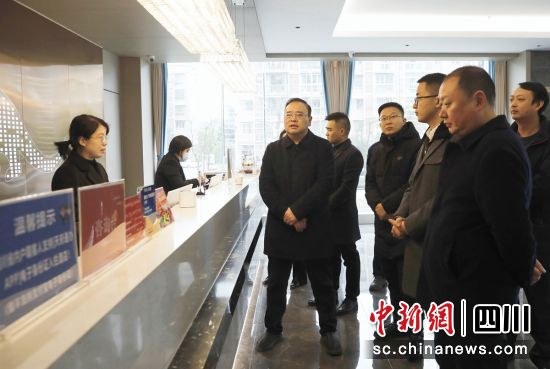 督导调研现场。大安融媒 供图 督导调研现场。大安融媒 供图