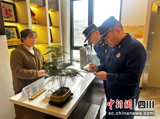 消防安全排查。汶川县委宣传部 供图 消防安全排查。汶川县委宣传部 供图