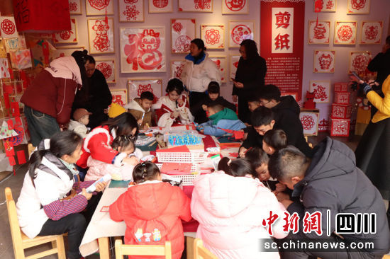 活动现场。胡玉蝶 摄 活动现场。胡玉蝶 摄