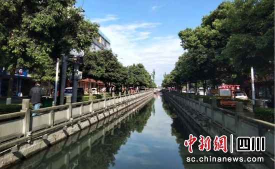 河道干净风景好。 什邡市委宣传部供图 河道干净风景好。 什邡市委宣传部供图
