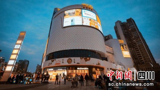便民服务商业体。胡明贵 摄 便民服务商业体。胡明贵 摄
