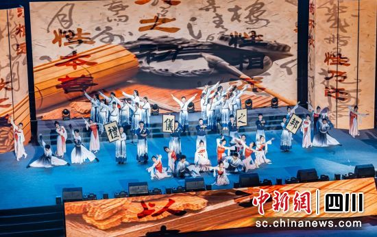 演出现场。 演出现场。
