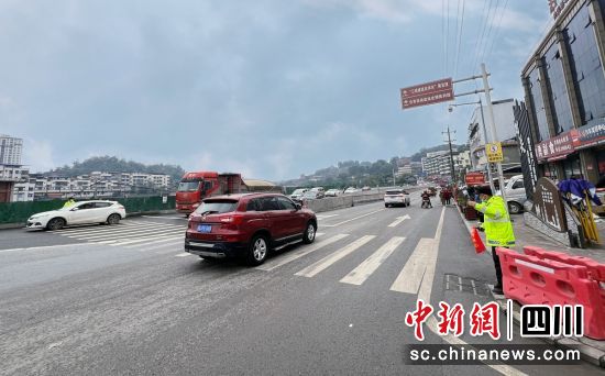 改建工程通车。沿滩融媒 供图 改建工程通车。沿滩融媒 供图