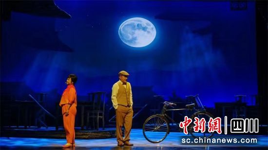 曲艺剧《桃李春风一壶酒》。(四川省曲艺研究院 供图) 曲艺剧《桃李春风一壶酒》。(四川省曲艺研究院 供图)
