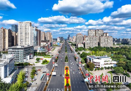 仁寿城市交通主干道仁寿大道。(资料图)仁寿县委宣传部供图 仁寿城市交通主干道仁寿大道。(资料图)仁寿县委宣传部供图