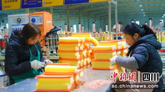 律奥汽车生产线。衡欢 摄 律奥汽车生产线。衡欢 摄