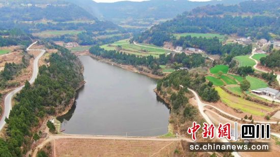 整治后的堰塘。 梓潼县委宣传部供图 整治后的堰塘。 梓潼县委宣传部供图