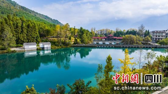 越西旅游资源。(越西县文化广播电视和旅游局供图) 越西旅游资源。(越西县文化广播电视和旅游局供图)