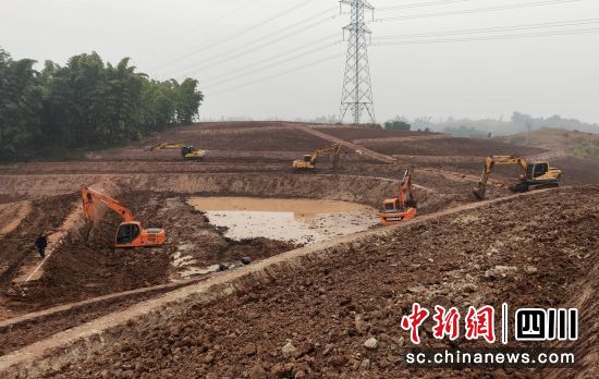 施工现场。沿滩融媒 供图 施工现场。沿滩融媒 供图