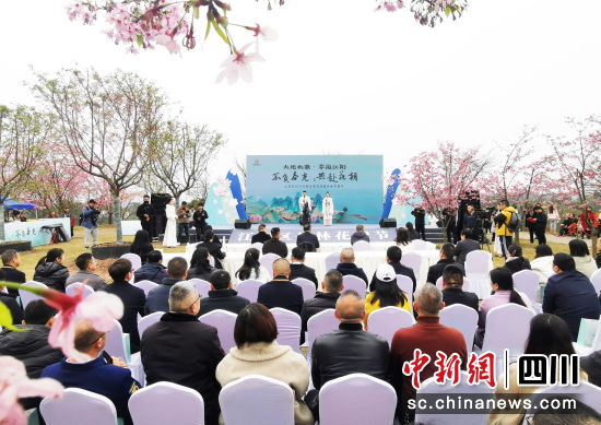 启动仪式现场。张红 摄 启动仪式现场。张红 摄