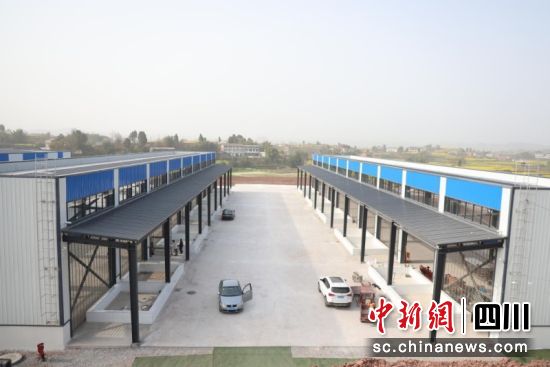 莲藕初加工基地一期已完工。蒋雪梅摄 莲藕初加工基地一期已完工。蒋雪梅摄
