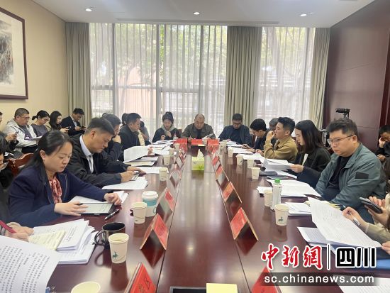 通气会现场。岳依桐 摄 通气会现场。岳依桐 摄