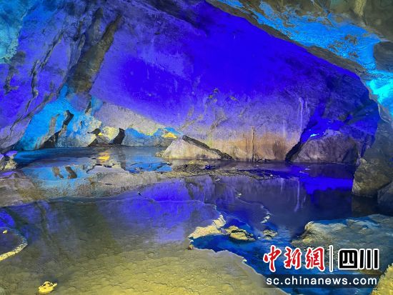 古蔺县青龙洞景区。(唐倩 摄) 古蔺县青龙洞景区。(唐倩 摄)