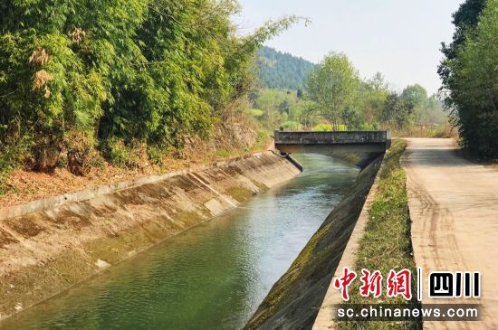 水渠畅通。 梓潼县融媒体中心供图 水渠畅通。 梓潼县融媒体中心供图