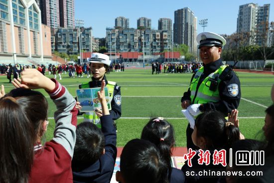 活动现场。温江区委宣传部供图 活动现场。温江区委宣传部供图