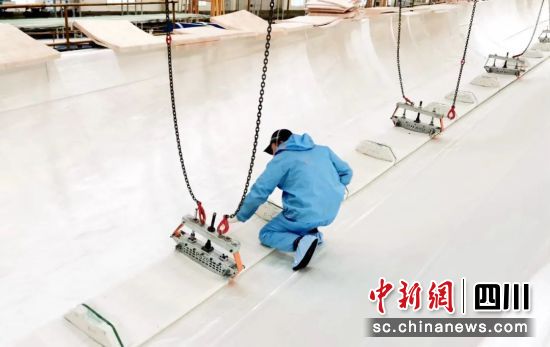 产品生产车间。东方电气集团 供图 产品生产车间。东方电气集团 供图