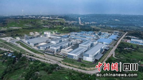 四川时代成为全球首家电池“零碳工厂”。王宇 摄 四川时代成为全球首家电池“零碳工厂”。王宇 摄