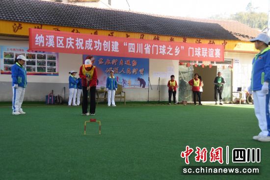比赛现场。徐秋霞 摄 比赛现场。徐秋霞 摄