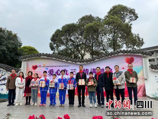 活动现场。黄进喜 摄 活动现场。黄进喜 摄