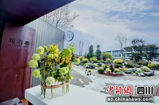 时光花园图书馆。郫都区融媒体中心 供图 时光花园图书馆。郫都区融媒体中心 供图
