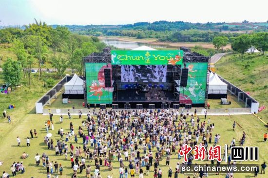 2024春游音乐节现场。杨勇摄 2024春游音乐节现场。杨勇摄