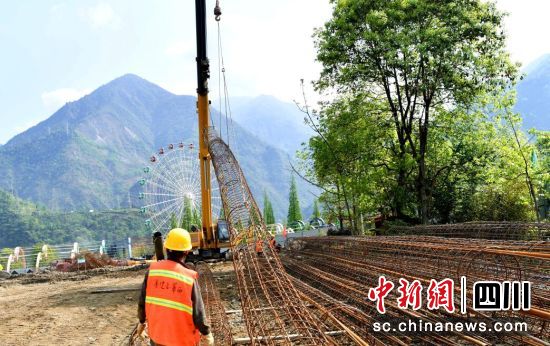 施工现场。汶川县委宣传部供图 施工现场。汶川县委宣传部供图