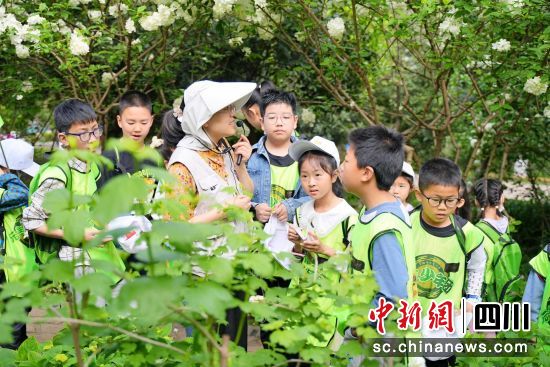 活动现场。宋敏摄 活动现场。宋敏摄