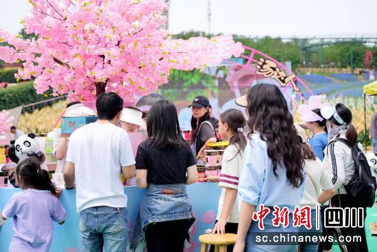 活动现场。宋敏摄 活动现场。宋敏摄