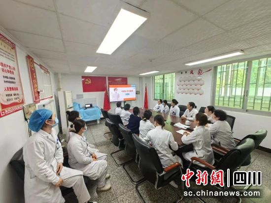 肿瘤科护士赛课现场。四川省成都市病犯监狱供图 肿瘤科护士赛课现场。四川省成都市病犯监狱供图