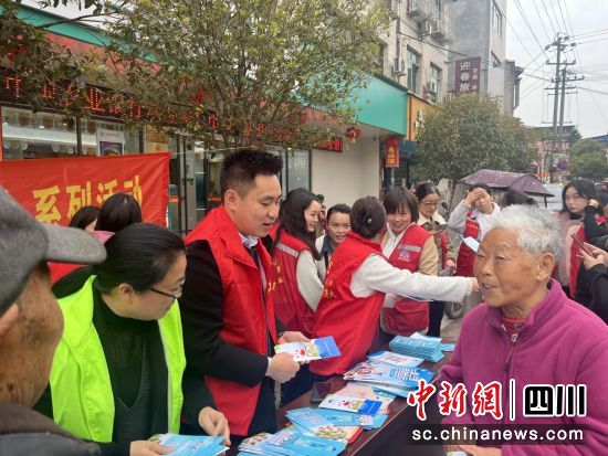 活动现场。(贾永乐 摄) 活动现场。(贾永乐 摄)