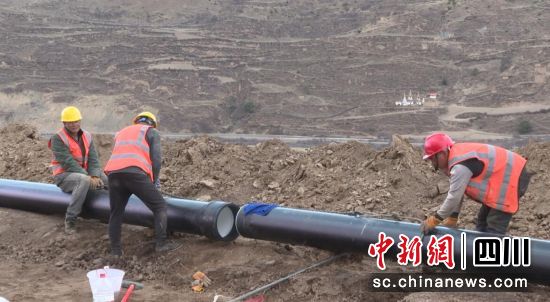 施工现场。壤塘县委宣传部供图 施工现场。壤塘县委宣传部供图