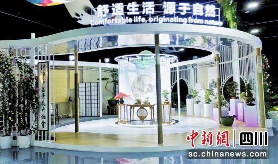 什邡市盆景花卉展区。 什邡市委宣传部供图 什邡市盆景花卉展区。 什邡市委宣传部供图