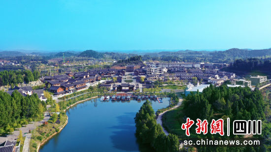 八尔湖景区一角。南部县委宣传部供图 八尔湖景区一角。南部县委宣传部供图