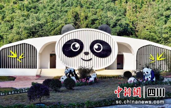 旅游厕所外观。雨城融媒 供图 旅游厕所外观。雨城融媒 供图