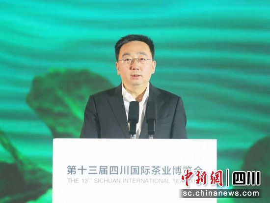 广元市委副书记、市长董里在推介会上致辞。广元市委宣传部供图 广元市委副书记、市长董里在推介会上致辞。广元市委宣传部供图