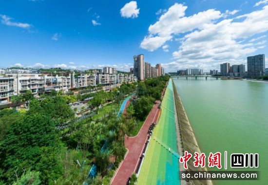 简阳城市绿道。简阳融媒体中心 供图 简阳城市绿道。简阳融媒体中心 供图