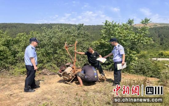 开展森林防火宣传活动。游仙公安供图 开展森林防火宣传活动。游仙公安供图