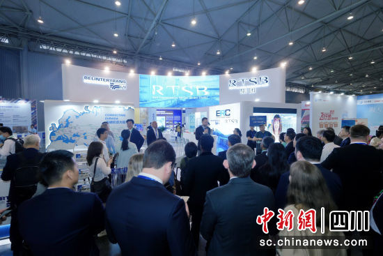 展会现场。高丽 摄 展会现场。高丽 摄