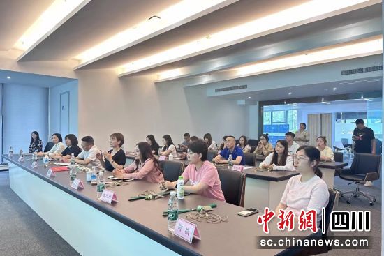 活动现场。崇州市侨联 供图 活动现场。崇州市侨联 供图