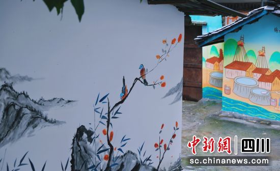 老旧小区墙体绘画。贡井融媒 供图 老旧小区墙体绘画。贡井融媒 供图