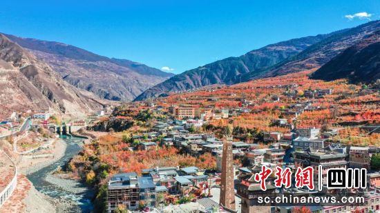 美丽乡村。小金县委宣传部供图 美丽乡村。小金县委宣传部供图