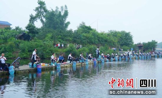 比赛现场。沿滩融媒供图 比赛现场。沿滩融媒供图