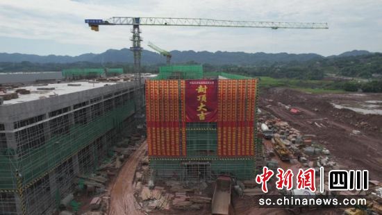 中车时代储能基地项目办公楼。 刘倩 摄 中车时代储能基地项目办公楼。 刘倩 摄